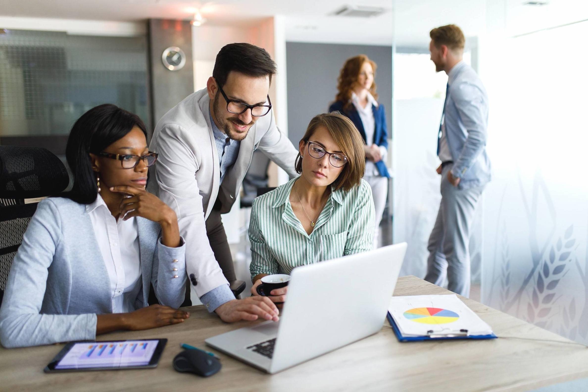 Análisis de procesos empresariales en sesión educativa